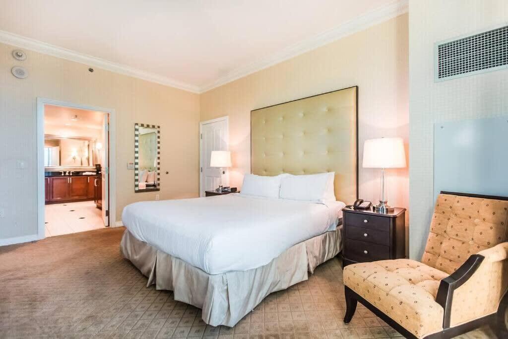 Mgm 1br Penthouse 37802 Las Vegas