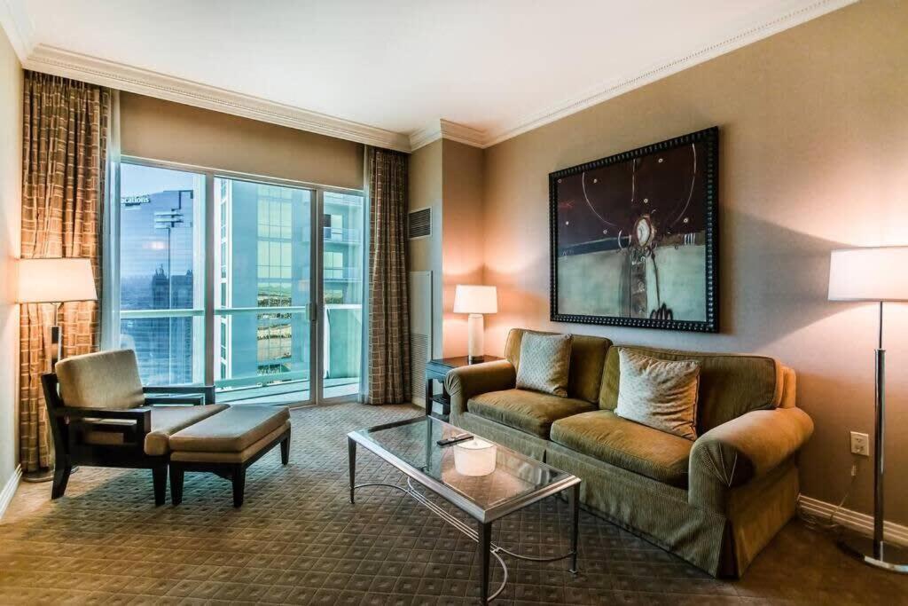 Apartment Mgm 1br Penthouse 37802