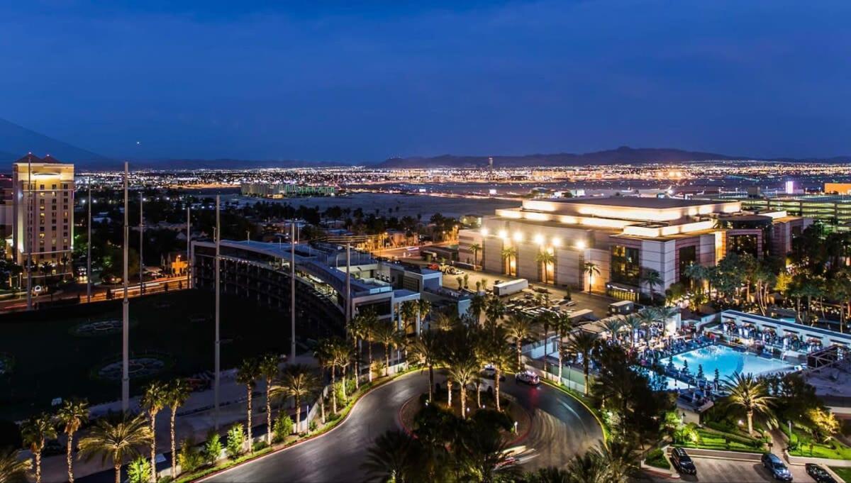 Apartment Mgm 1br Penthouse 37802 *